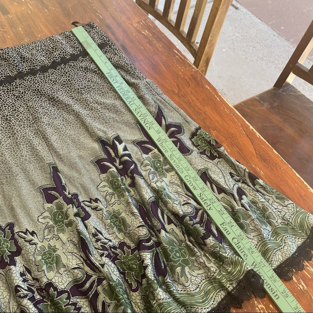 SOLD——ZASHI Floral Lace Long Skirt - Picture 8 of 11